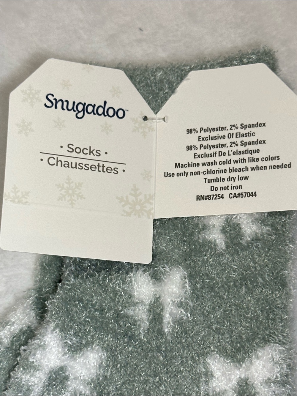 Snugadoo sage gray and white bow fuzzy socks - Picture 5 of 5